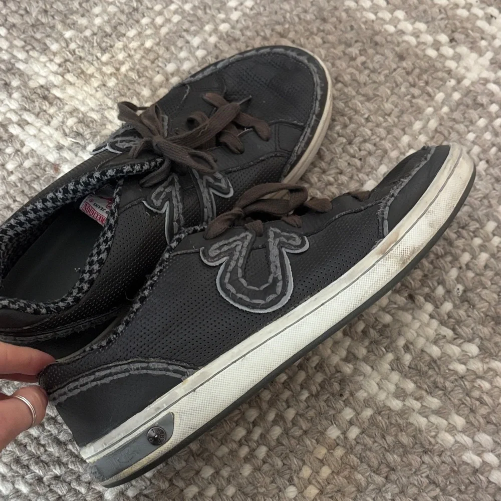 True Religion Men's Carson Low Sneaker